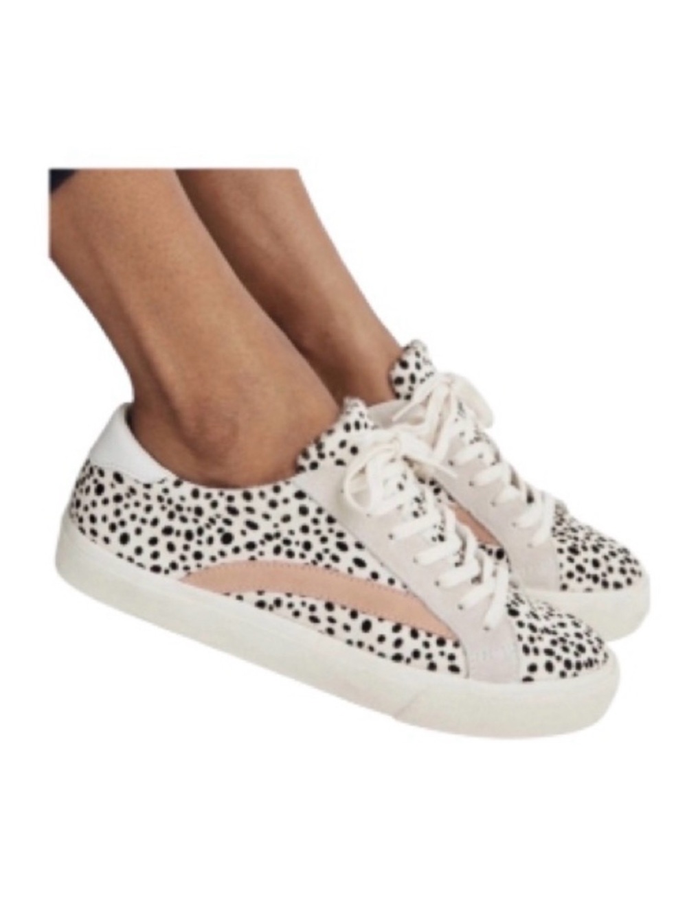 Madewell Sidewalk Low Top Sneakers in Spot Dot Calf
Hair Size 9